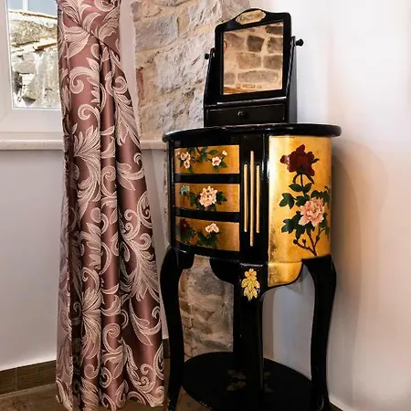 In Diocletian Palace * Сплит