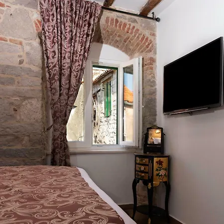 In Diocletian Palace Апартаменты *