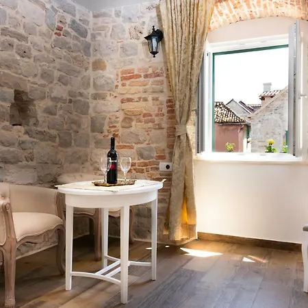 In Diocletian Palace Apartment
