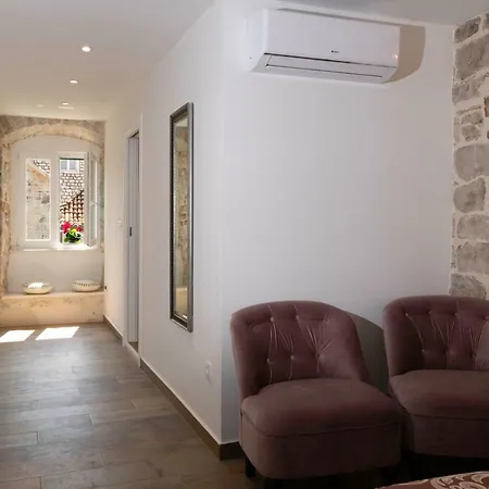 In Diocletian Palace Apartment