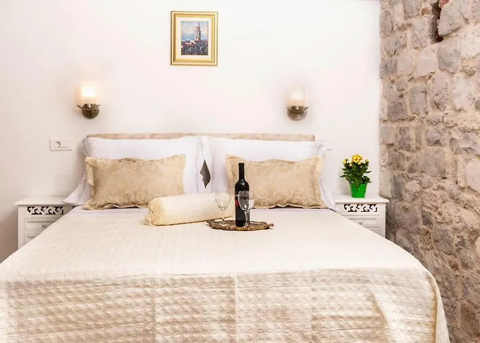 In Diocletian Palace Daire *