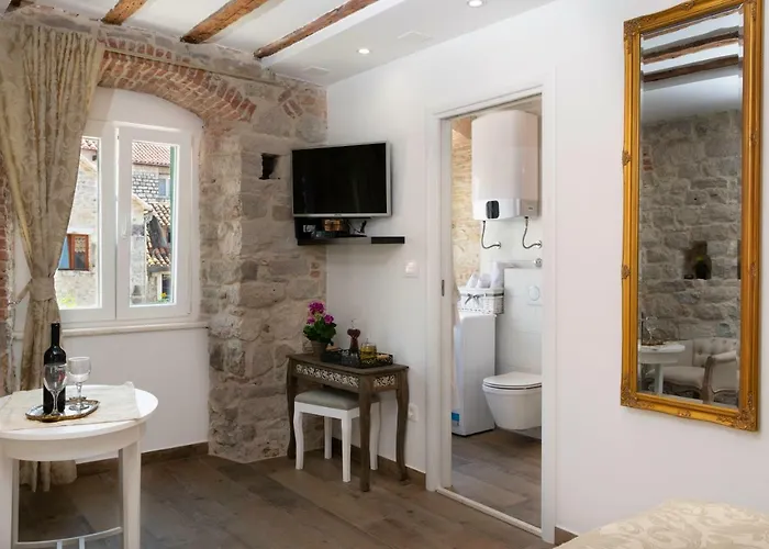 In Diocletian Palace Appartement